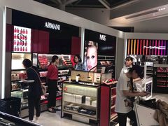 -日上免税店(三径路t3店)