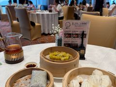 -景月阁空中食府(希尔顿酒店)