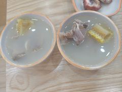 -瑞霖·隆江猪脚饭