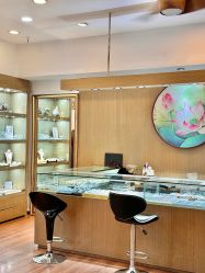 -蓝晶灵天然水晶专卖店