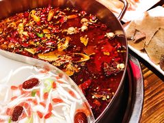 -乐山串串香老火锅(鼓楼店)