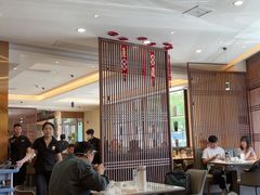 -高玛纳驴肉火烧(一世界店)