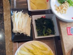 -七欣天香辣蟹火锅(上海银亿滨江店)