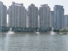 -西北湖绿化广场