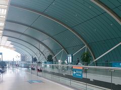 -龙阳路磁悬浮列车总站-停车场