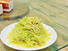 -超越海鲜屋(飞龙物业店)