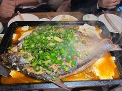 -夯鱼烤鱼·尔滨地标美食(中央商场店)
