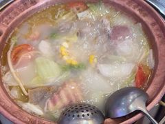 -阿婆情腊排骨火锅(金虹路店)