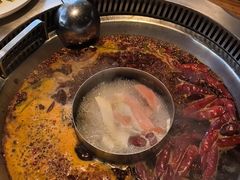 -城墙拐拐火锅(三峡广场黑金冠店)