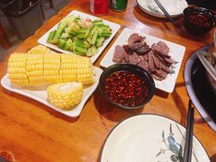 -牛小隆牛肉面馆(四牌楼店)