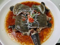 -七的湖·晚芳亭·阳澄湖农家菜·大闸蟹(莲花岛店)