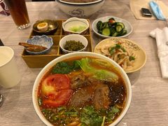 -康师傅私房牛肉面(马泉营奥莱店)