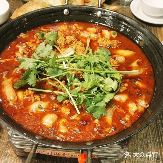 谭家小厨(宜昌市伍家岗区财政局西)