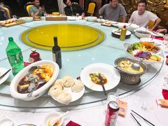 -皇宫大酒店
