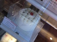 -红宝石·鲜奶小方·海派西点房(南丹店)