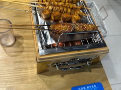 -烤满分·东北烧烤(首经贸店)