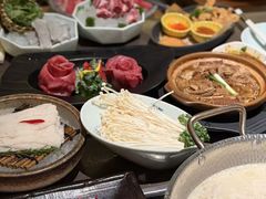 -捞王锅物料理(上海世茂广场店)