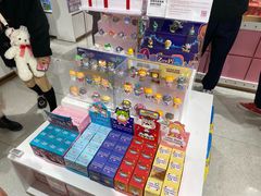 -泡泡玛特POPMART(国金街店)