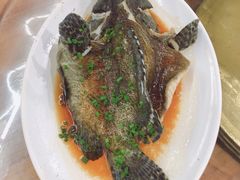 清蒸海鱼-明记海鲜大排档(巽寮湾店)