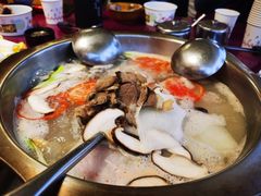 -牛羊鲜汤锅(塔公镇菜市场店)
