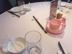 餐具摆设-食廬(浦东嘉里城店)