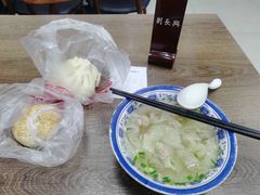 鲜肉小馄饨-刘长兴(三牌楼店)