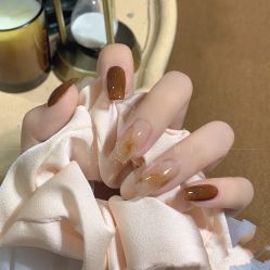 -悦指间美甲美睫