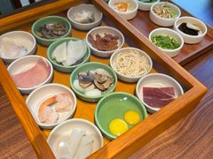 -良米山·云南野生菌过桥米线(上海首店)