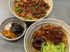 -梅溪·小伙子干挑面(安吉总店)