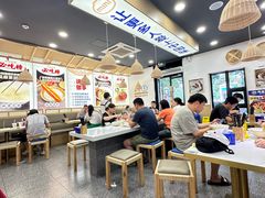 -弄堂咪道-饭香·面香·馄饨香(兴梅店)
