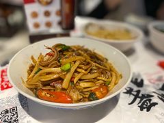 酸萝卜炒肚丝-壹盏灯(蚂蚁工房店)