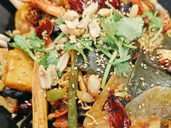-醉人椒麻辣香锅(王府井喜悦店)