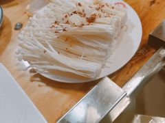 -宏兴烤鱼山庄(宣恩总店)