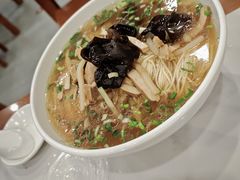 -老西白点心店