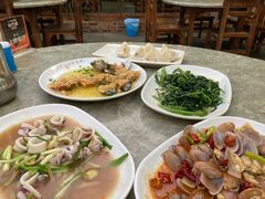 -四川小胡子海鲜(丁村万人海鲜广场店)