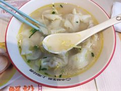 -小杨生煎(金山百联购物中心3楼店)