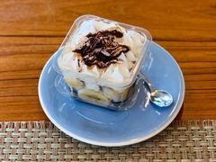 -Chom Cafe and Restaurant