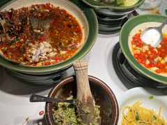 -费大厨辣椒炒肉(高铁吾悦广场店)