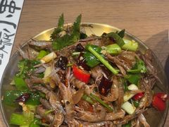 -街角等你.大连海鲜烧烤.经典铁板海鲜串(西安路店)