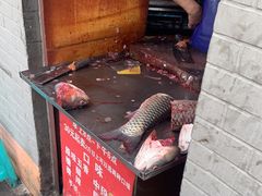 -梅记大块头爆鱼店(乍浦路店)