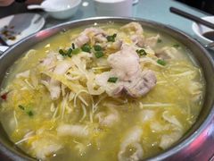 酸菜汆白肉-包子大王(新泽巷店)