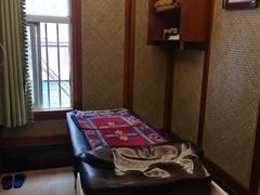 -俏夫人(德吉路店)