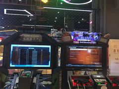 -酷跳蹦床主题公园(万胜广场店)