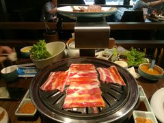 -明洞阿姨·韩式酱蟹烤肉·创意料理(三元桥店)