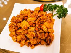 -金牌餐厅·天津菜·八珍豆腐·老爆三(瓷房子店)