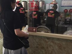 -沪上阿姨鲜果茶(华新大街店)