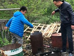 -汤山温泉房车营地 茶温泉