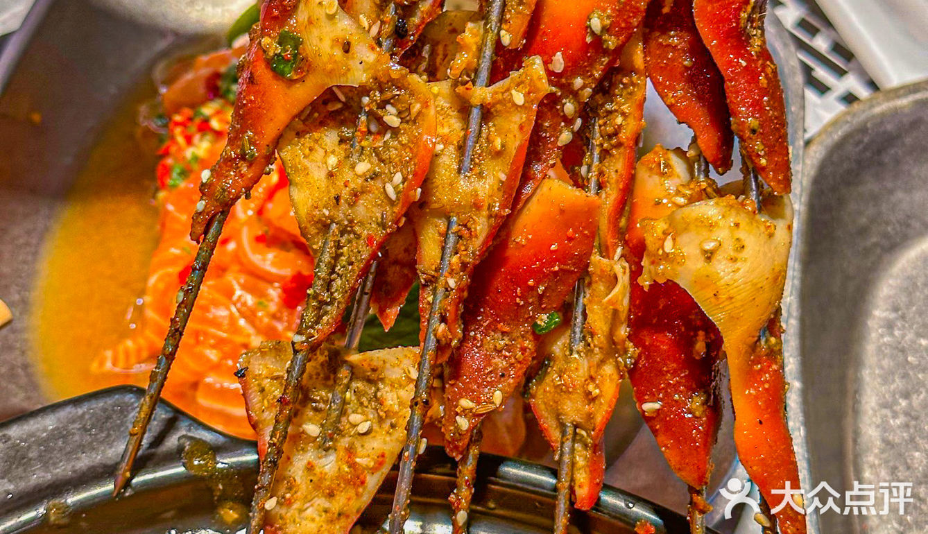 不是那种小尾巴！巴掌大的烤三文鱼尾！！