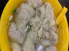 鸡汤馄饨-江万春水饺(安庆总店)