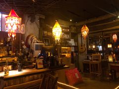 -城墙外BAR